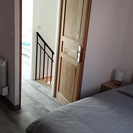 Petite Maison De A *