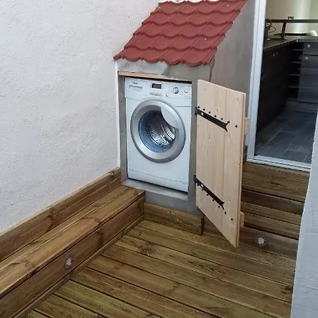 Petite Maison De A